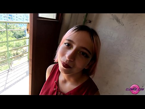❤️ Studentessa sensuale succhia uno sconosciuto nell'Outback - Sborra sulla sua faccia ️ Video di sessoal it.fuxporn-com.ru ❤️