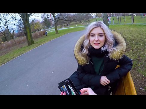 ❤️ Ingoia la sborra calda di uno sconosciuto per soldi - pompino nel parco di Eva Elfie ️ Video di sessoal it.fuxporn-com.ru ❤️